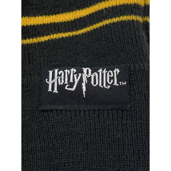 Adult ONE SIZE Black Embroidered HARRY POTTER Hogwarts Pom Pom WINTER CAP Beanie - Picture 8 of 8